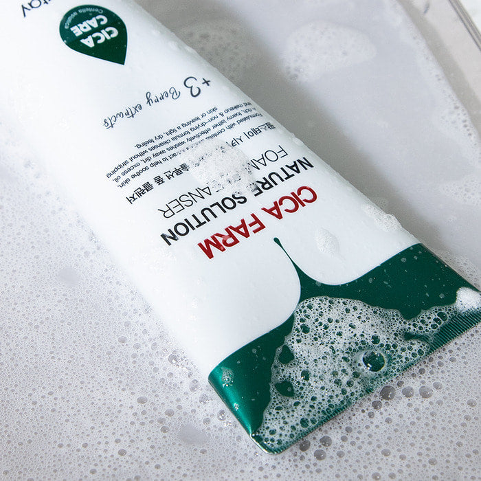 FARM STAY Cica Farm Nature Solution Foam Cleanser 180ml / 6.08 fl oz