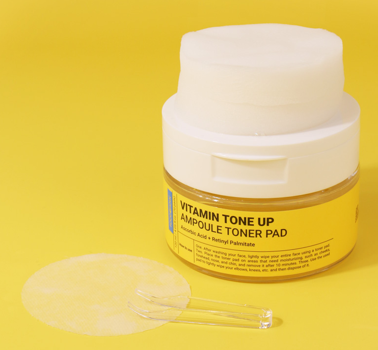 FOODAHOLIC Vitamin Tone Up Ampoule Toner Pad 120ml / 4.05 fl oz * 70 Pads